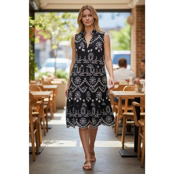Karen Kane Dresses & Skirts - Karen Kane Black White Embroidered Cotton SleevelessDress Large Boho Cottagecore